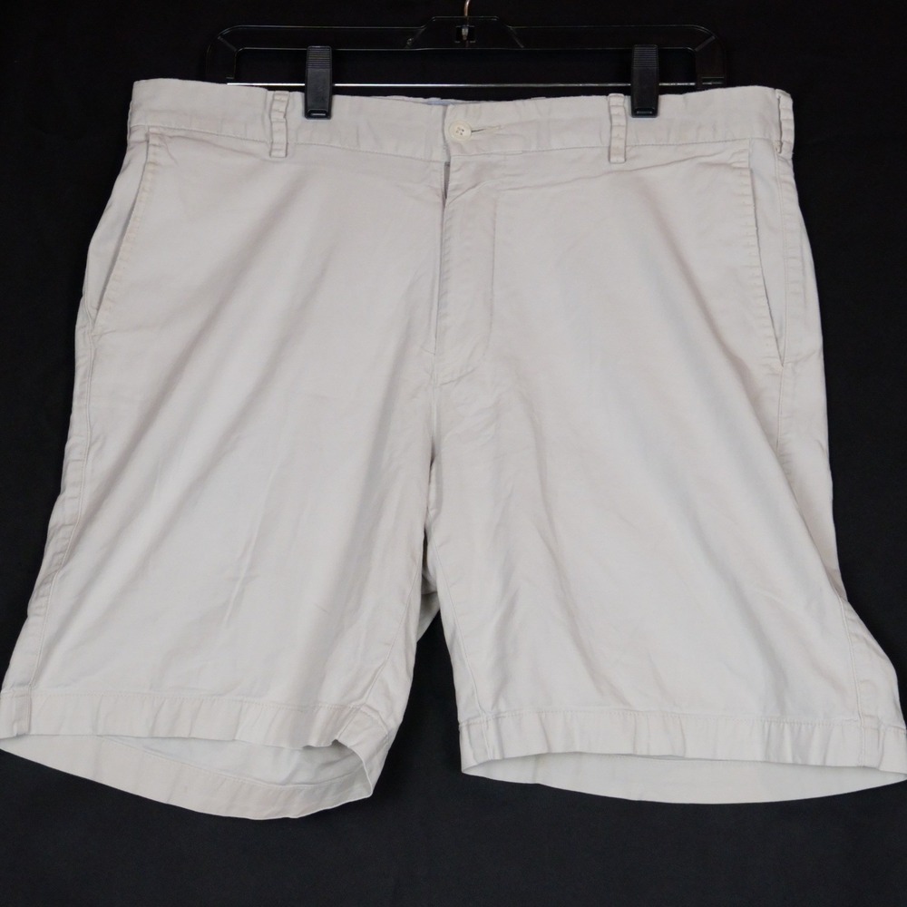 Peter Millar Chino Shorts Mens 35 Beige Solid Casual Golf Cotton Twill